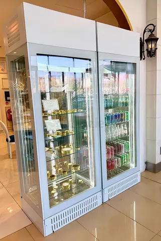 – 2 × LDF LONGONI VTV 8414-XL PREMIUM ITALIAN REFRIGERATED DISPLAY CABINETS