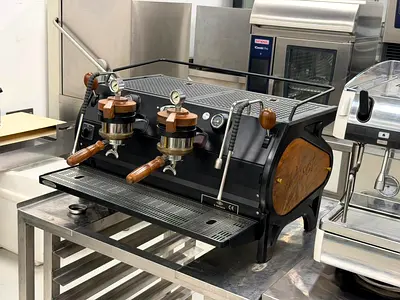 LA MARZOCCO STRADA 2 MP ESPRESSO MACHINE