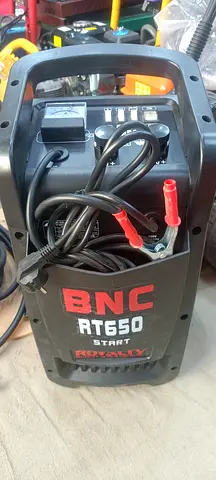 BNC RT650 Start Portable Battery Booster / Jump Starter