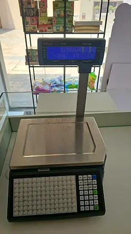 Digital Computing Scale with Pole Display and Integrated Keyboard