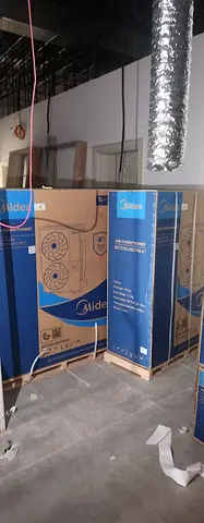 New Midea Ceiling Cassette Air Conditioner (Indoor & Outdoor) Units in Boxes